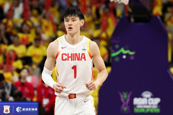 场外配资网站 媒体人: 中国篮球“旅外变强”刚起步 先站稳脚跟 未来需长期积累